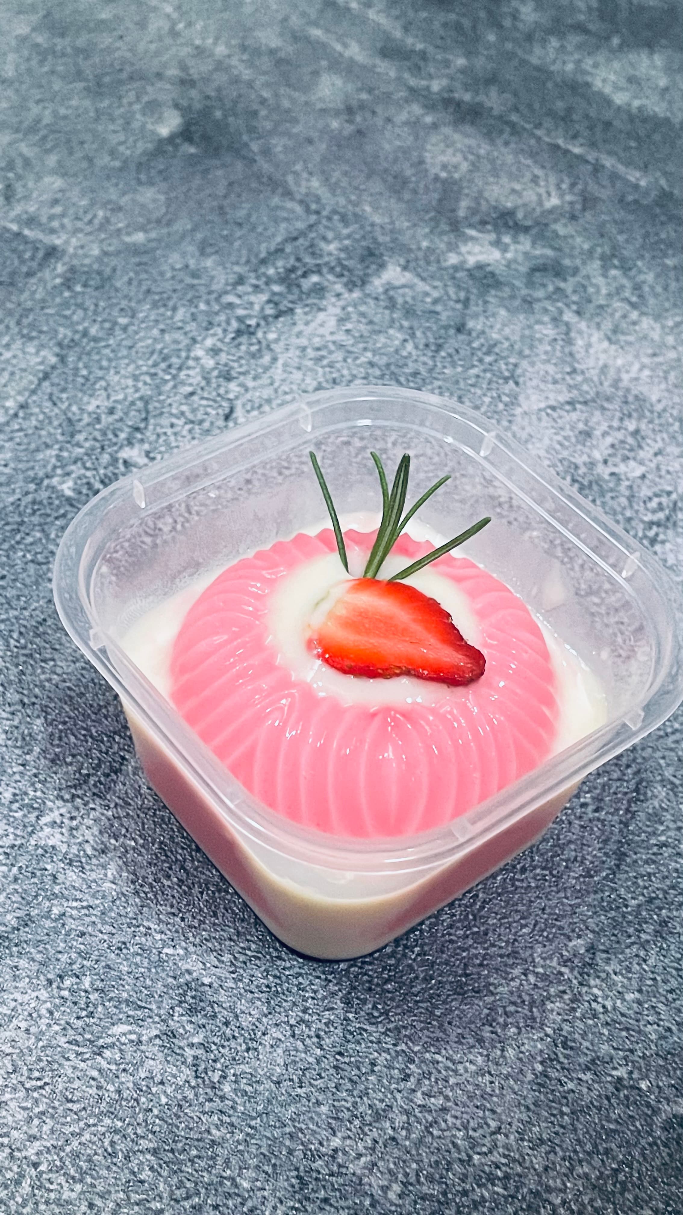 Puddy Korean Strawberry